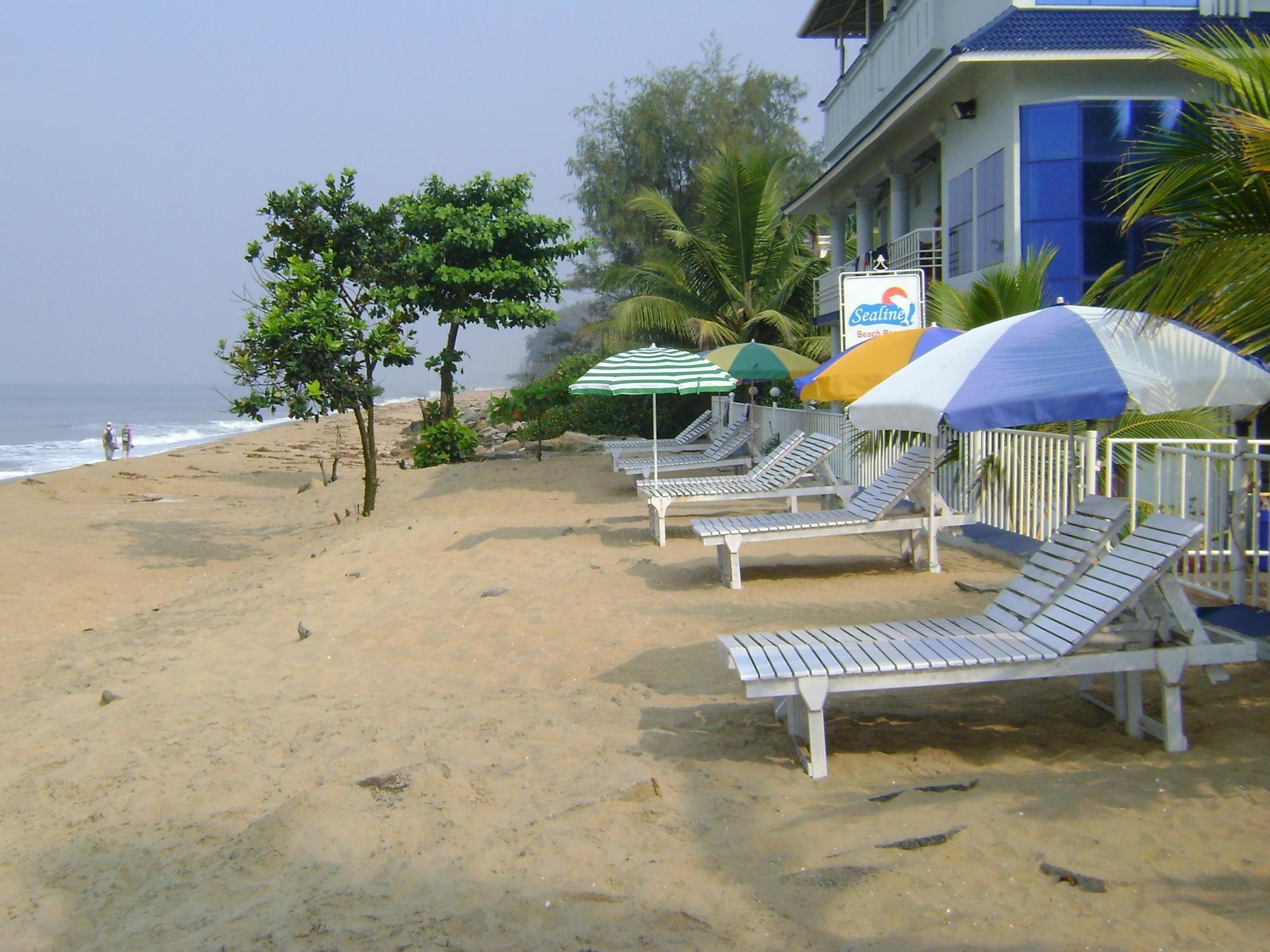 Sealine Beach Resorts Cherai Beach Exterior photo