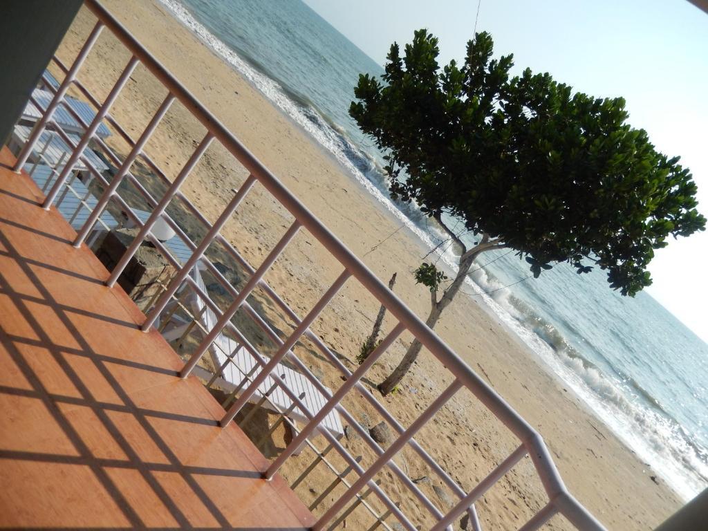 Sealine Beach Resorts Cherai Beach Exterior photo